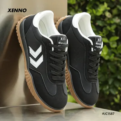 Lightweight Autumn Leather German Training Shoes